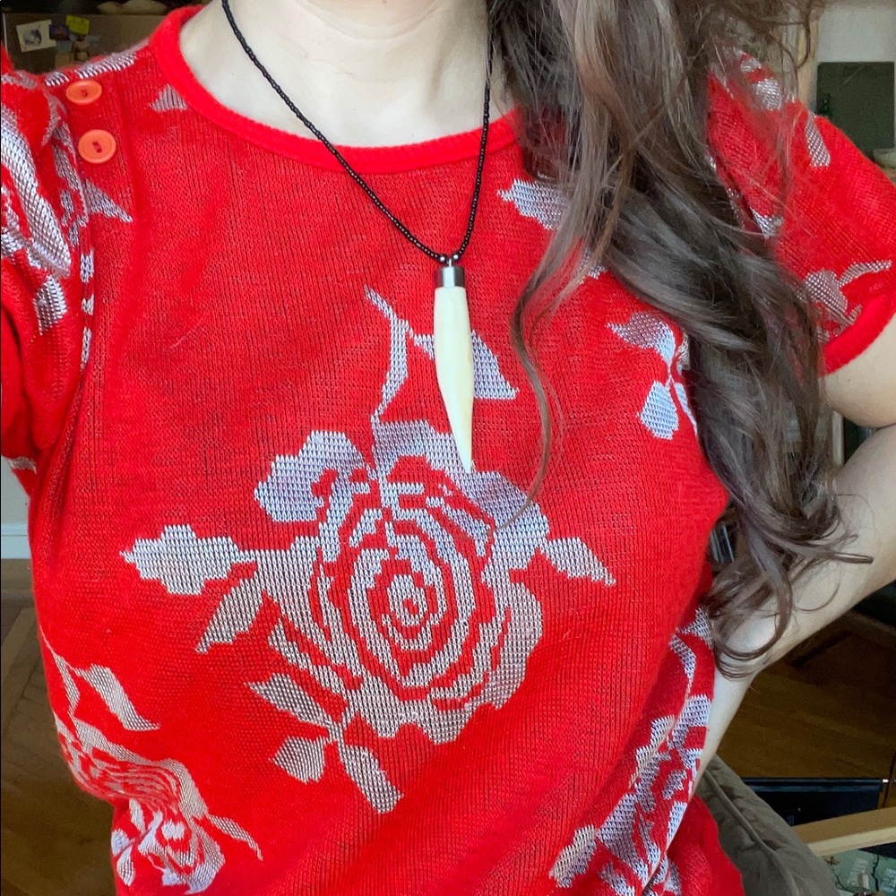 Vintage Silver and Red Floral Short Puff Sleeved Sweater